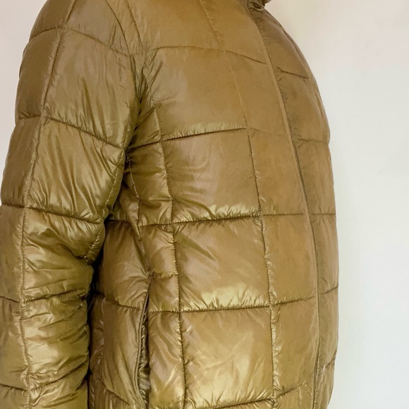H&M Men's Metallic Gold Puffer Jacket - Picture 2 of 5
